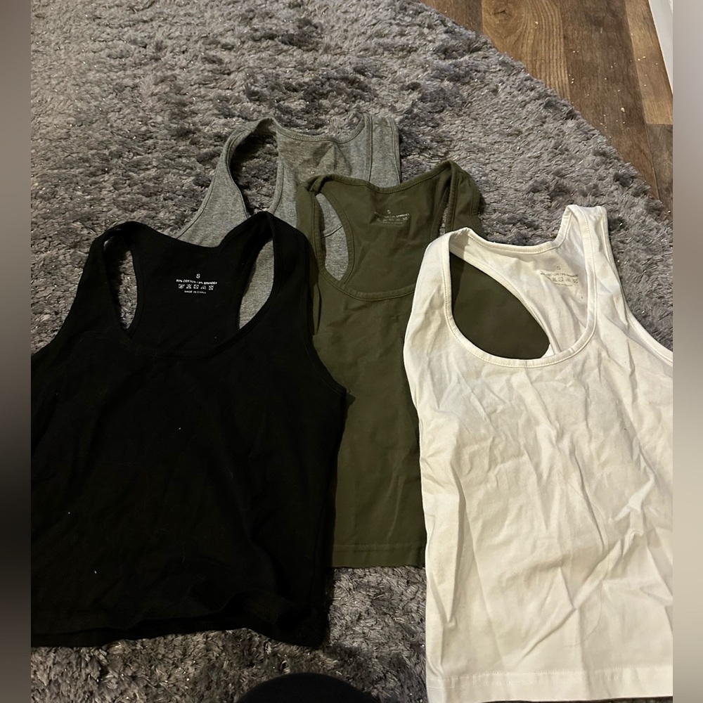 Set of 4 racer back shirts